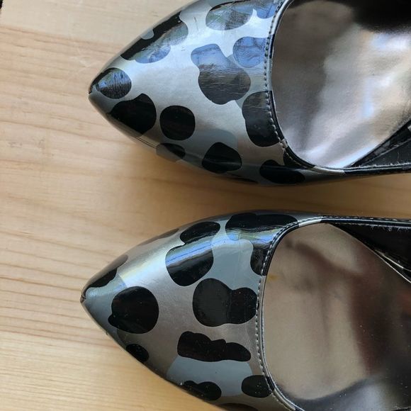 Carlos by Carlos Santana Platonic Patent Leather High Heels Pumps Size 7.5 - Picture 9 of 13